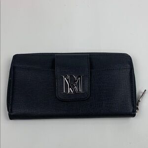 Badgley Mischka Black Wallet Zip around Gin metal Logo pockets Snap close